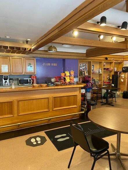 More Photos Of 880 Fairfield Ave, Bridgeport Office Residential For Sale