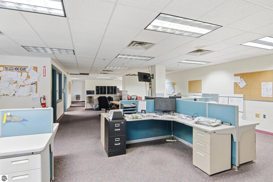 More Photos Of 116 W Front St, Traverse City Medical For Sale