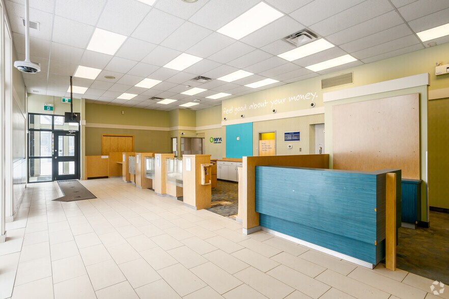 More Photos Of 10303 107th Ave NW, Edmonton Storefront For Lease