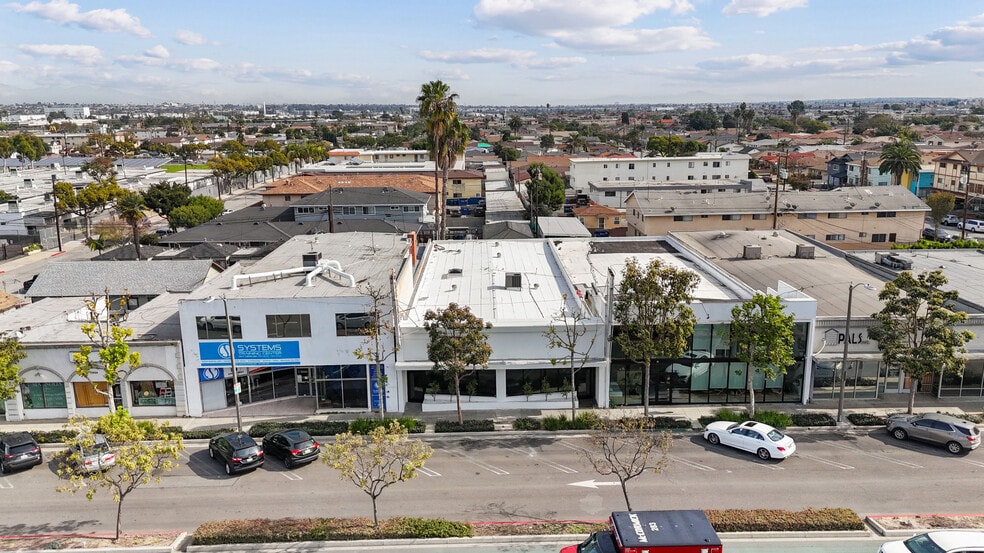 Primary Photo Of 13048 Hawthorne Blvd, Hawthorne Storefront For Sale