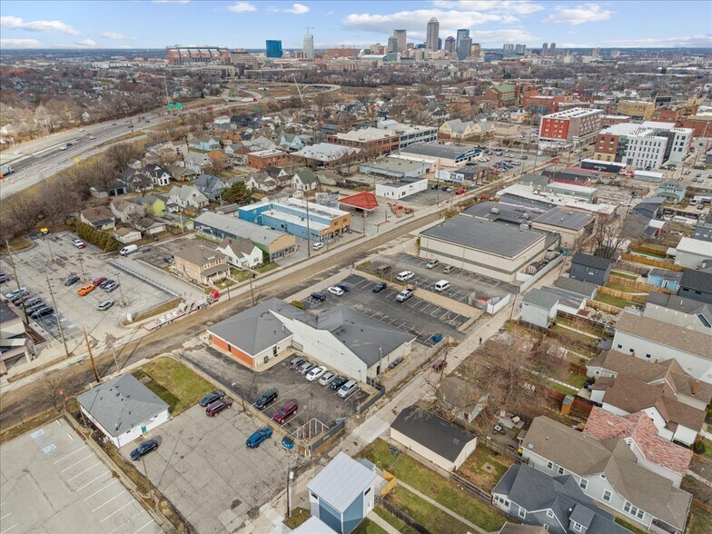 More Photos Of 1415 Shelby St, Indianapolis Office For Sale