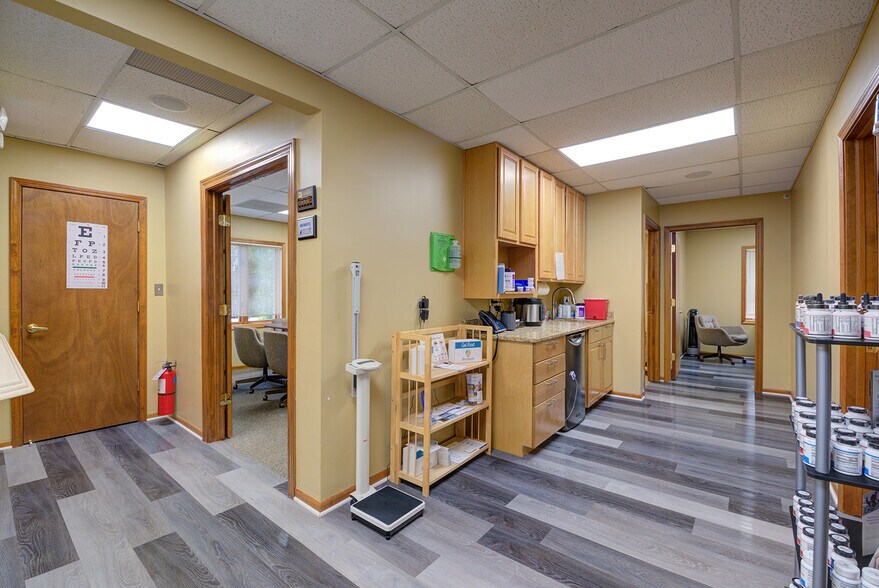 More Photos Of 1181 N Milford Rd, Milford Medical For Lease