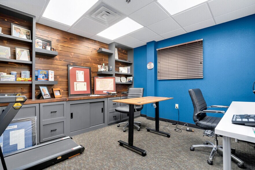 More Photos Of 1542 Taurus Ct, Loveland Flex For Sale