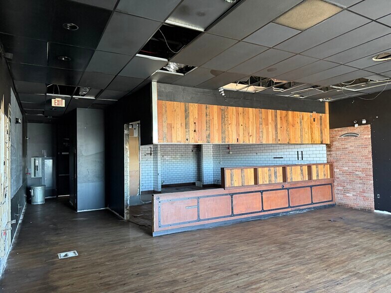 More Photos Of 1513 N Zaragoza Rd, El Paso Storefront Retail Office For Lease