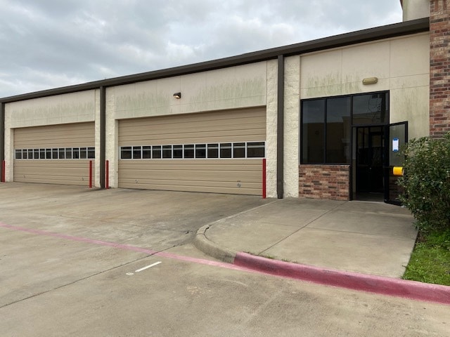 More Photos Of 5959 FM 1463 Rd, Katy Auto Repair For Lease