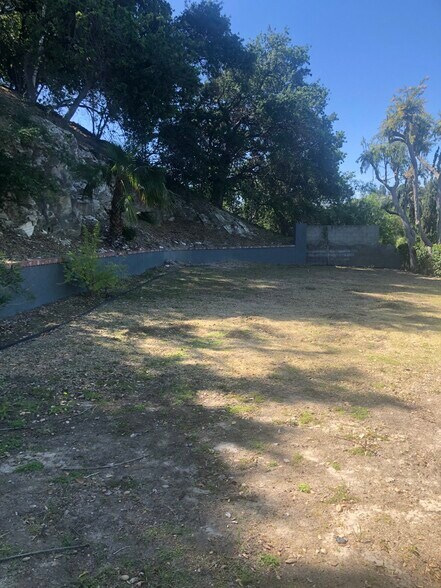 More Photos Of Del Gado, Sherman Oaks Land For Sale