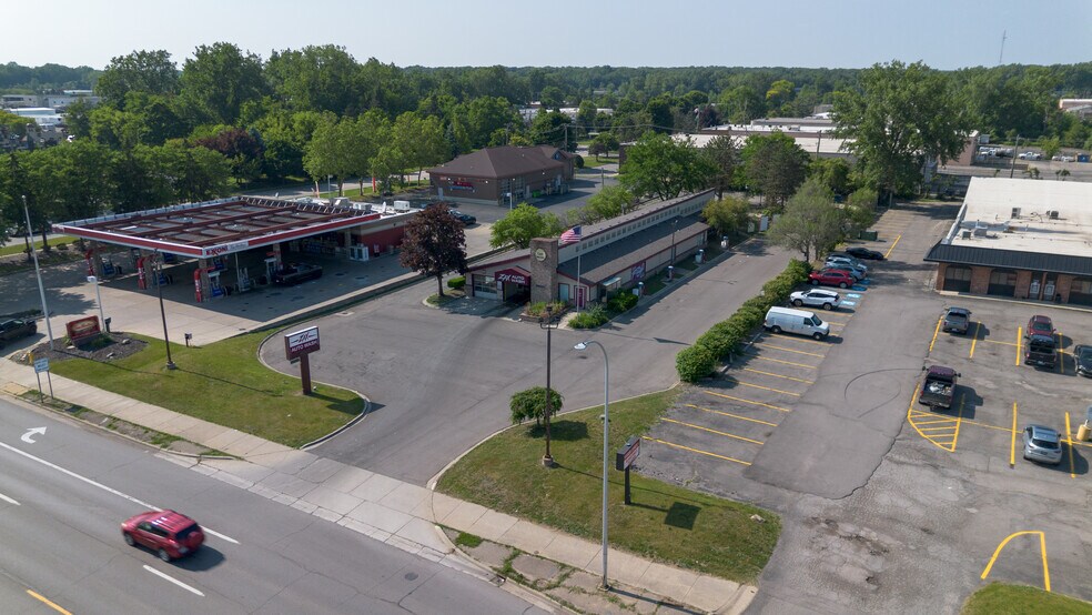 Primary Photo Of 38300 Ford Rd, Westland Carwash For Sale