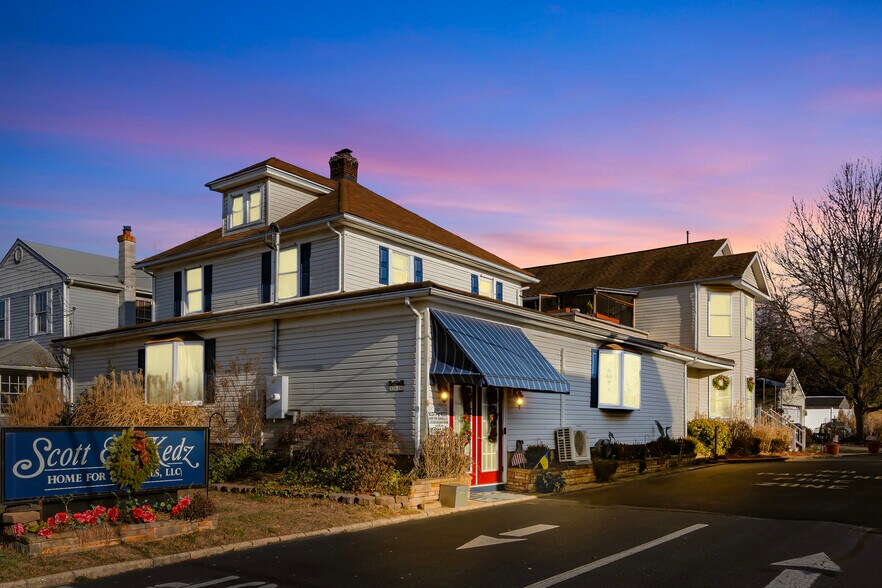 More Photos Of 147-155 Church St, Belford Storefront Retail Residential For Sale