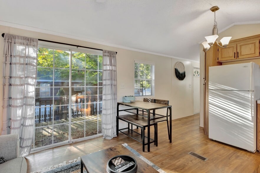 More Photos Of 11845 US 41 St, Monteagle Trailer Camper Park For Sale