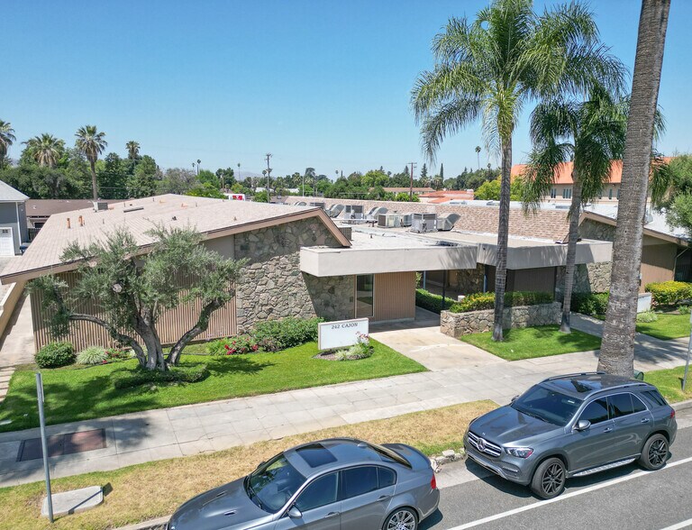 More Photos Of , Redlands Unknown For Sale