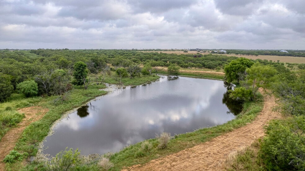 More Photos Of 2538 County Road 223, Floresville Land For Sale