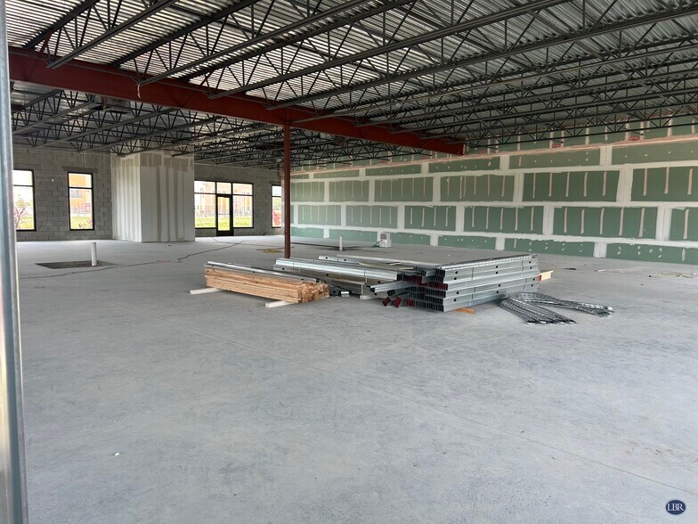 More Photos Of 6156 Breslay Dr, Melbourne Medical For Lease