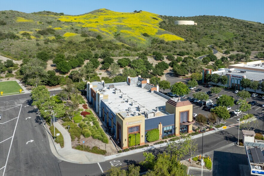 More Photos Of 27412 Antonio Pky, Ladera Ranch Storefront For Lease