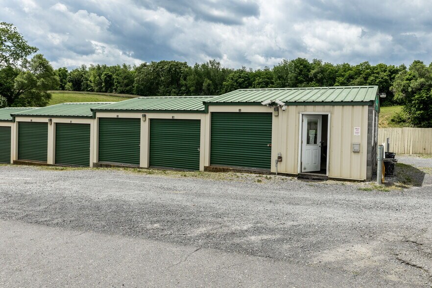 More Photos Of 1614 N Valley Pike, Rockingham Self Storage For Sale