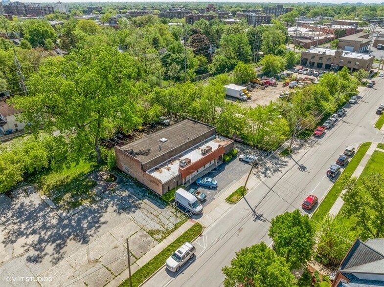 More Photos Of 717-727 1st Ave, Des Plaines Manufacturing For Sale