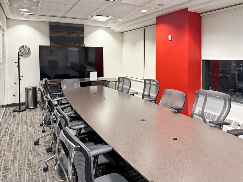 More Photos Of 101 Avenue of the Americas, New York Coworking Space