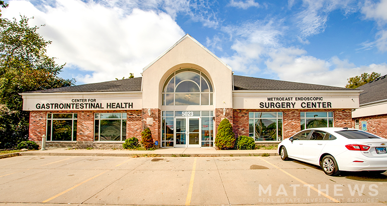 Primary Photo Of 5023 N Illinois St, Fairview Heights Medical For Sale