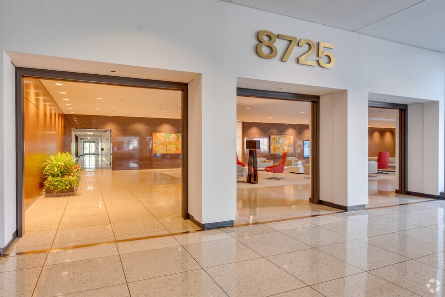 More Photos Of 8745 W Higgins Rd, Chicago Office For Sale