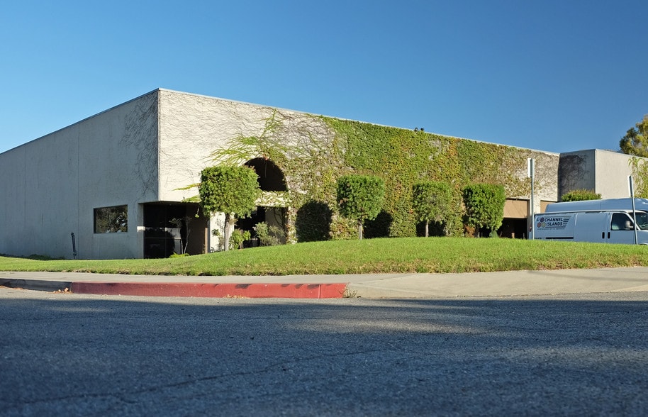 More Photos Of 1115 Mark Ave, Carpinteria Warehouse For Lease