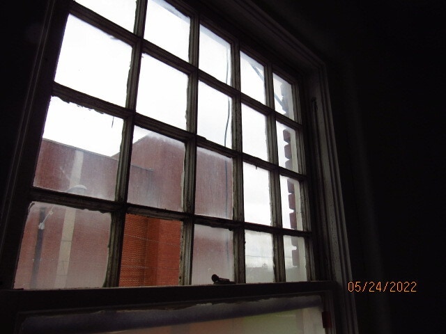 More Photos Of 301 N Washington St, Ardmore Distribution For Sale