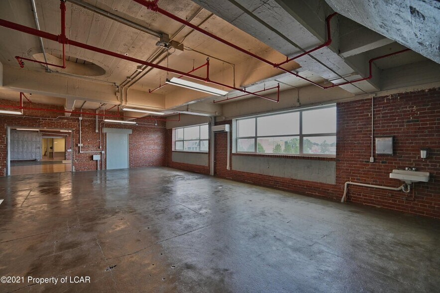 More Photos Of 454 S Main St, Wilkes Barre Office For Sale