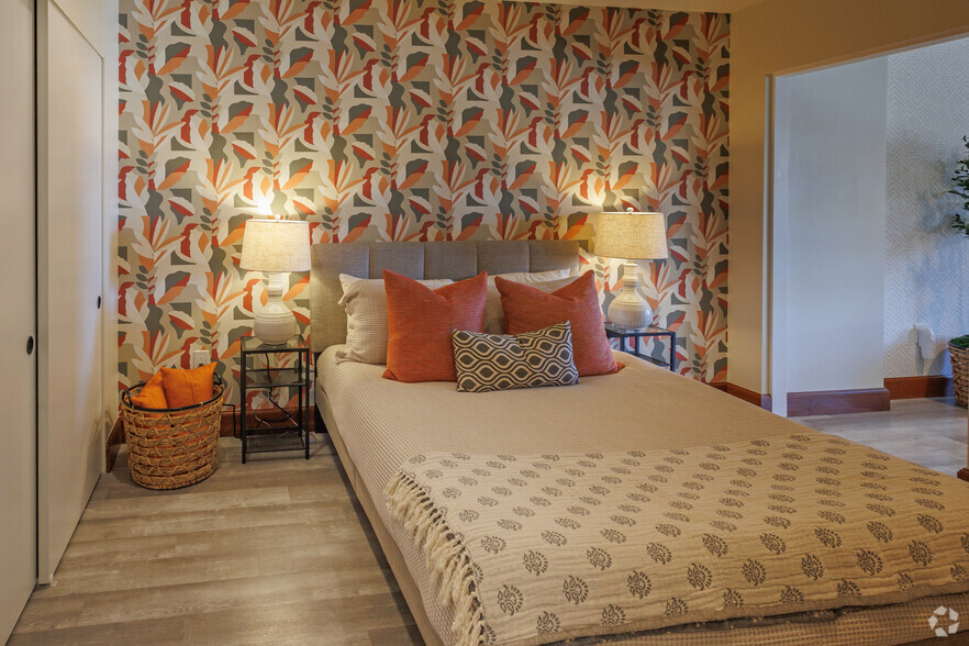 More Photos Of 110 W Ocean Blvd, Long Beach Apartments For Sale