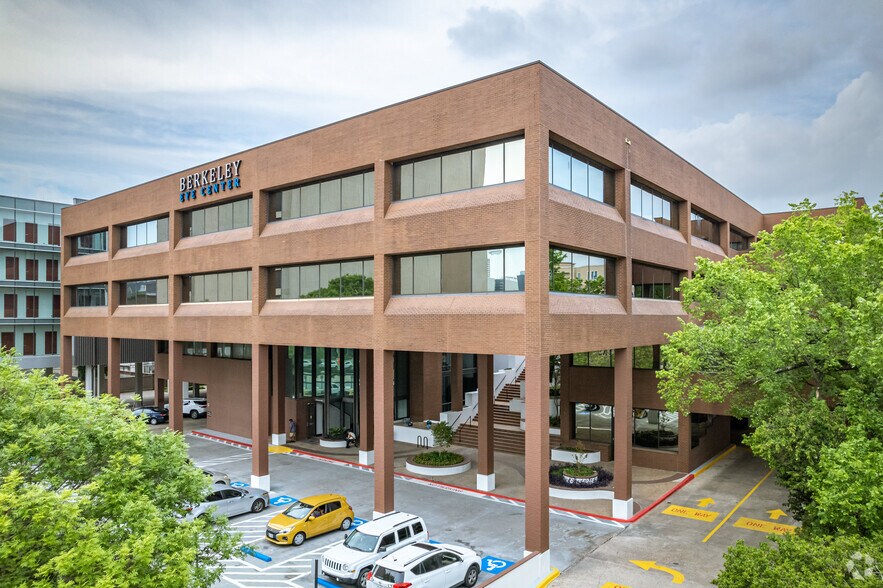 More Photos Of 3100 Weslayan St, Houston Medical For Lease