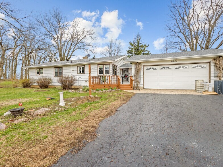 More Photos Of 2280 S Rock City Rd, Ridott Multifamily For Sale