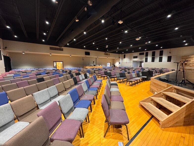 More Photos Of 759 S Lenfesty Ave, Marion Religious Facility For Sale