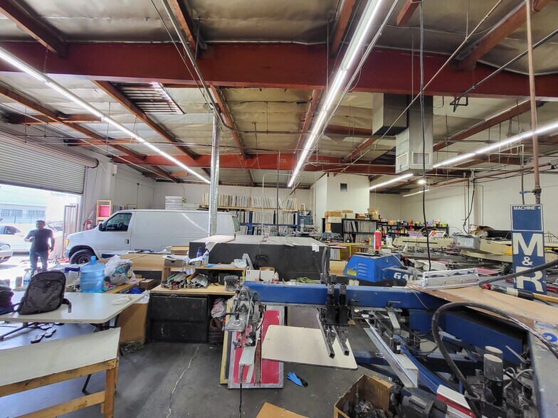 More Photos Of 1520 E Adams Blvd, Los Angeles Warehouse For Sale
