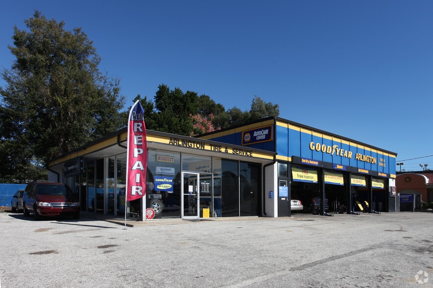 More Photos Of 5807 Merrill Rd, Jacksonville Auto Repair For Sale
