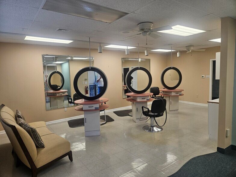 More Photos Of 324 Rt-73, Voorhees Light Distribution For Lease