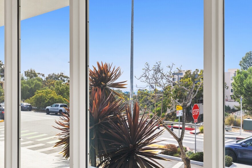 More Photos Of 3003 4th Ave, San Diego Medical For Lease