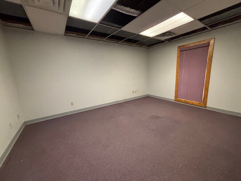 More Photos Of 1213 N Us-127-br, Saint Johns Office For Sale
