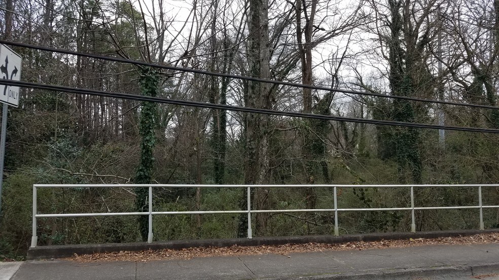 More Photos Of 585 N Fairground St, Marietta Land For Sale