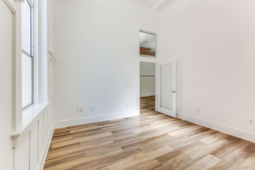 More Photos Of 210 Washington Ave, Richmond Loft Creative Space For Lease