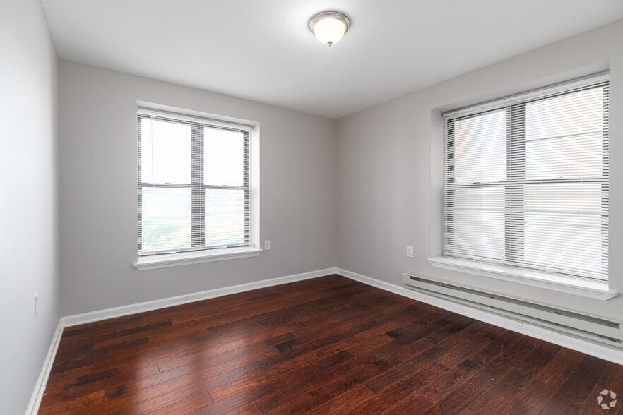 More Photos Of 200 Deal Lake Dr, Asbury Park Apartments For Sale