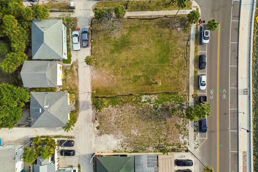 More Photos Of 808 Pass a Grille Way, St Pete Beach Land For Sale