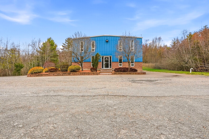 More Photos Of 174 Davis St, Douglas Industrial For Lease