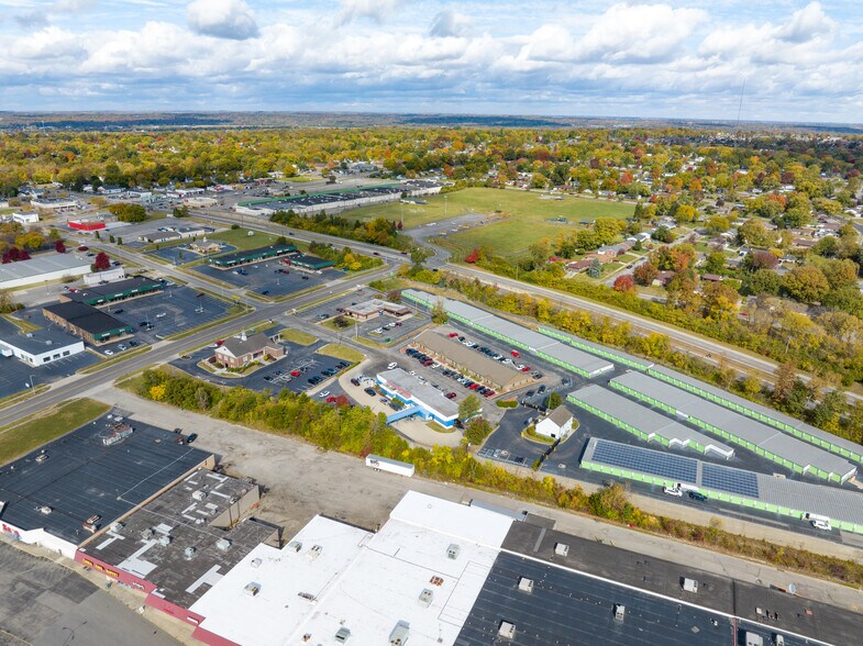 More Photos Of 901 Elliott Dr, Middletown Carwash For Sale