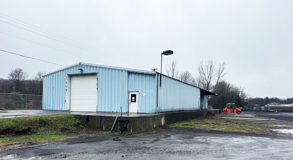 More Photos Of 192 Railroad Ave, Delanson Warehouse For Lease
