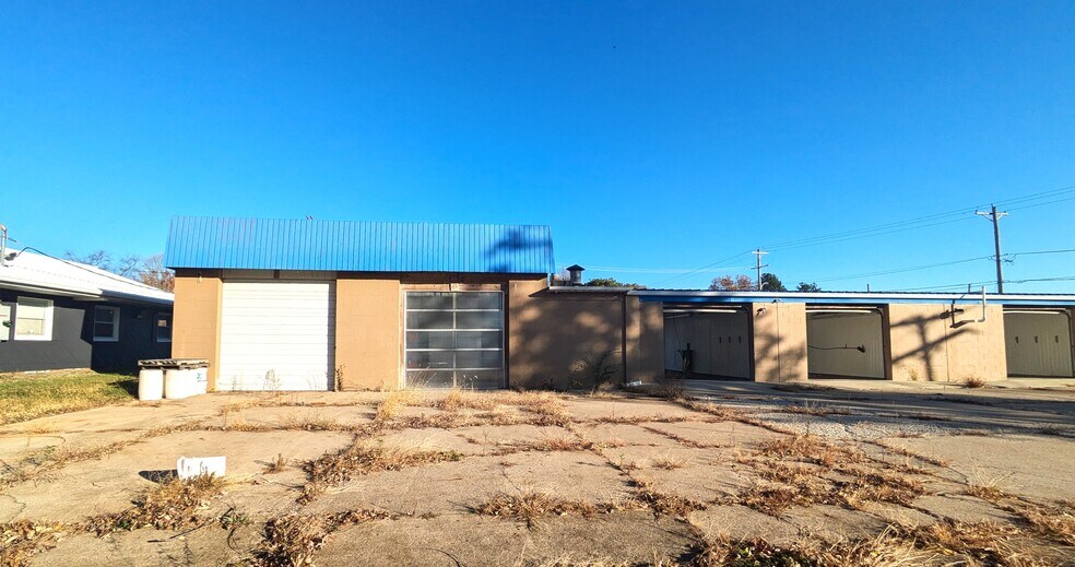 More Photos Of 2337 Washington Rd, Washington Carwash For Sale