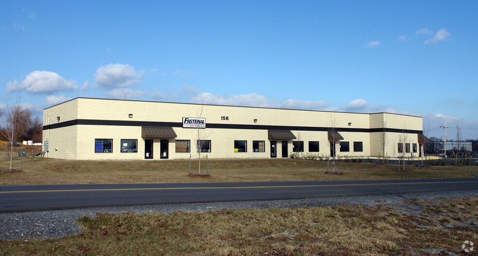 More Photos Of 156 Fort Collier Rd, Winchester Flex For Lease