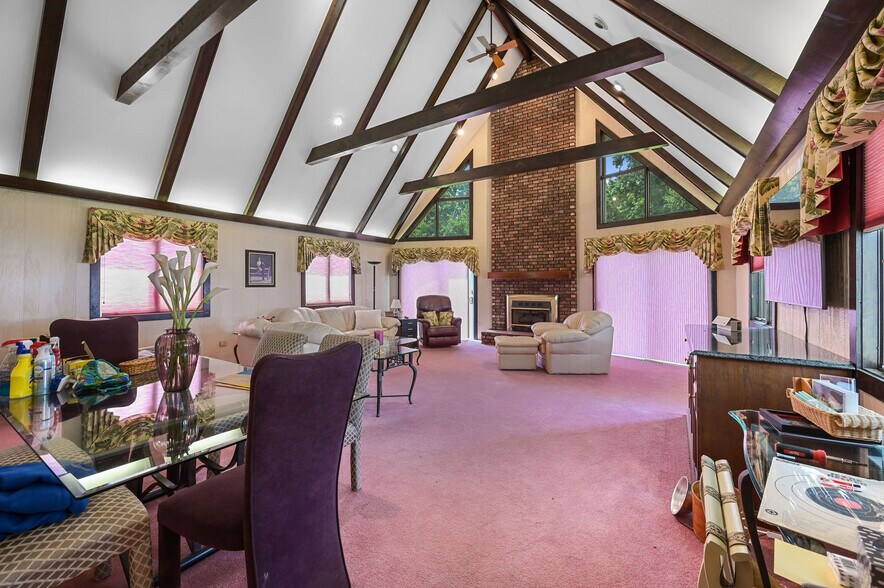 More Photos Of 9155 Campbell Ln, Bridgeville Office For Sale