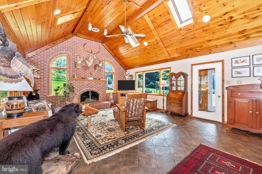 More Photos Of 11915 Cove Rd, Clear Spring Land For Sale