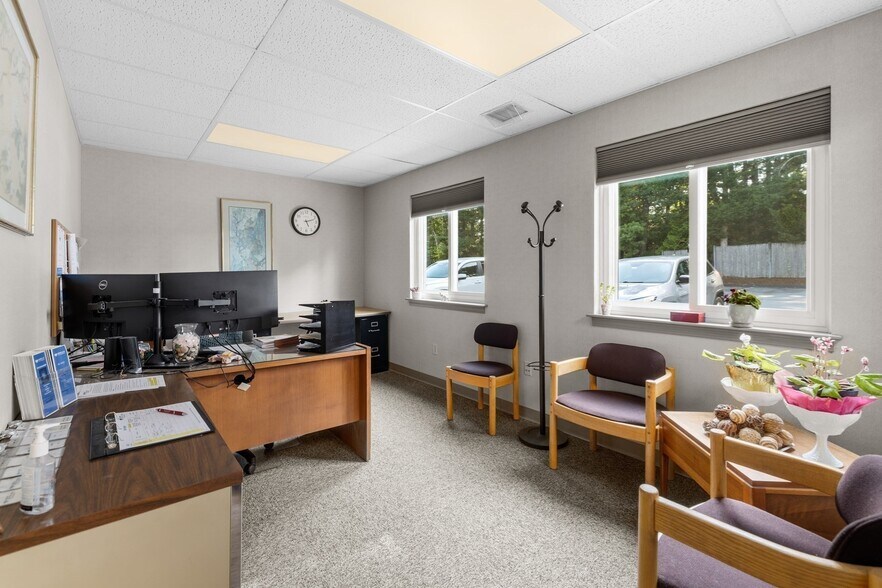 More Photos Of 513 Mill St, Marion Research And Development For Sale