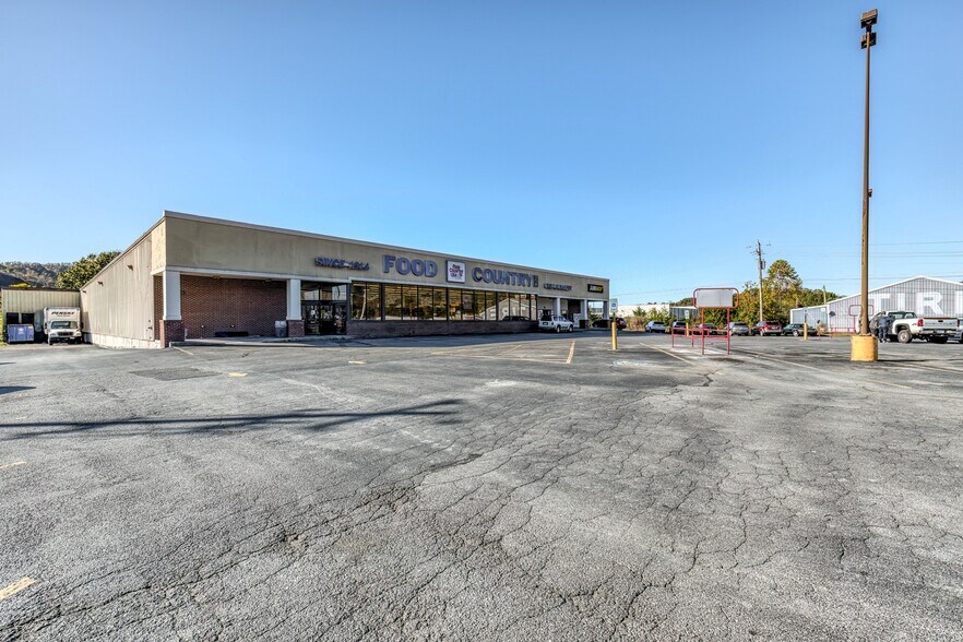 More Photos Of 353 Duff Patt hwy, Duffield General Retail For Sale