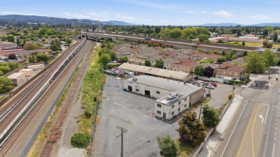 More Photos Of 16440 Ashland Ave, San Lorenzo Warehouse For Lease