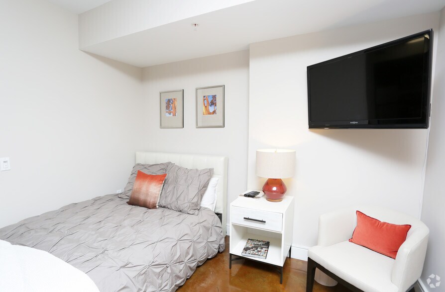 More Photos Of 1400 Irving St NW, Washington Apartments For Lease