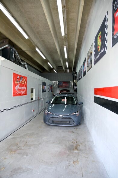 More Photos Of 7215 NW 41st St, Miami Warehouse For Sale